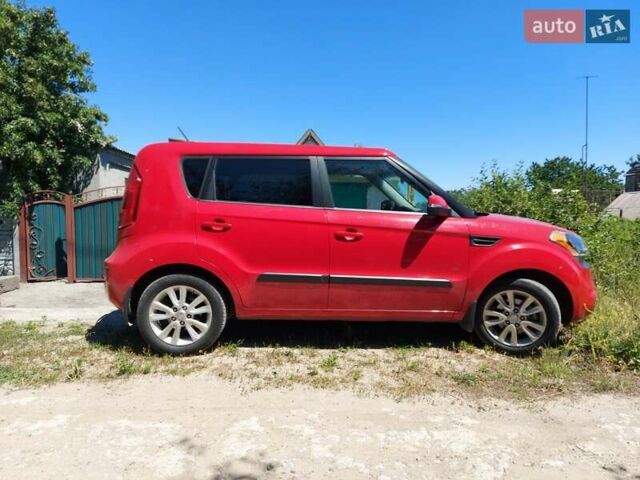 Червоний Кіа Soul, об'ємом двигуна 2 л та пробігом 210 тис. км за 7999 $, фото 4 на Automoto.ua