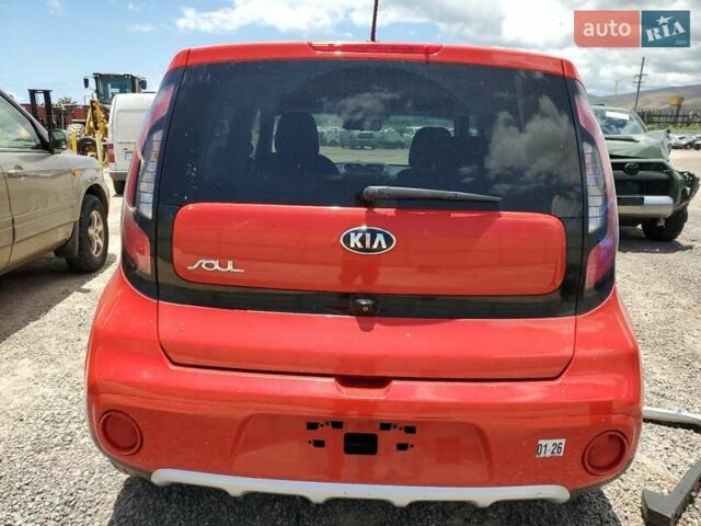 Червоний Кіа Soul, об'ємом двигуна 2 л та пробігом 99 тис. км за 2800 $, фото 5 на Automoto.ua