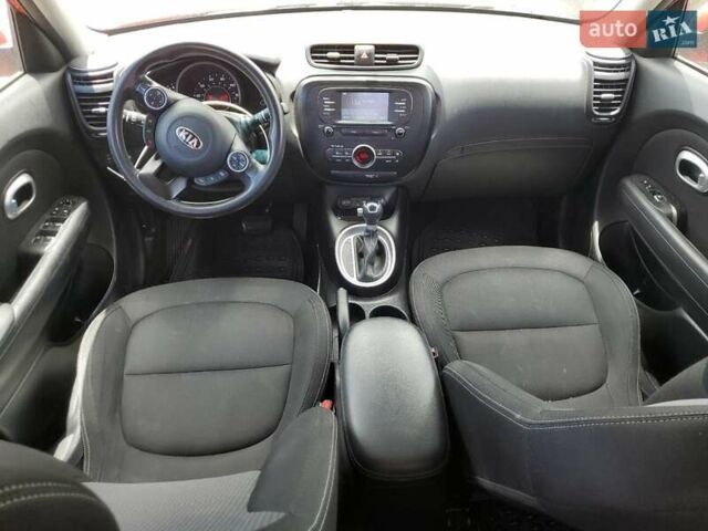 Червоний Кіа Soul, об'ємом двигуна 2 л та пробігом 99 тис. км за 2800 $, фото 7 на Automoto.ua