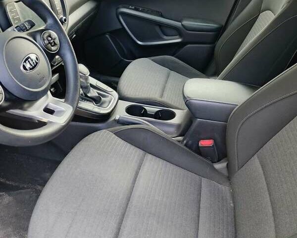 Красный Киа Soul, объемом двигателя 2 л и пробегом 161 тыс. км за 12850 $, фото 15 на Automoto.ua