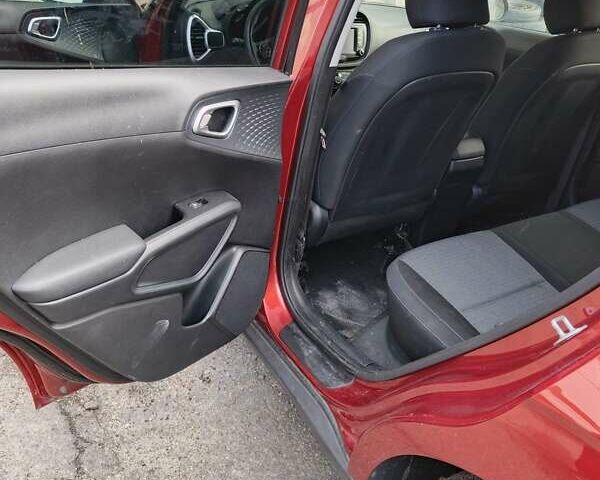 Красный Киа Soul, объемом двигателя 2 л и пробегом 160 тыс. км за 13100 $, фото 10 на Automoto.ua