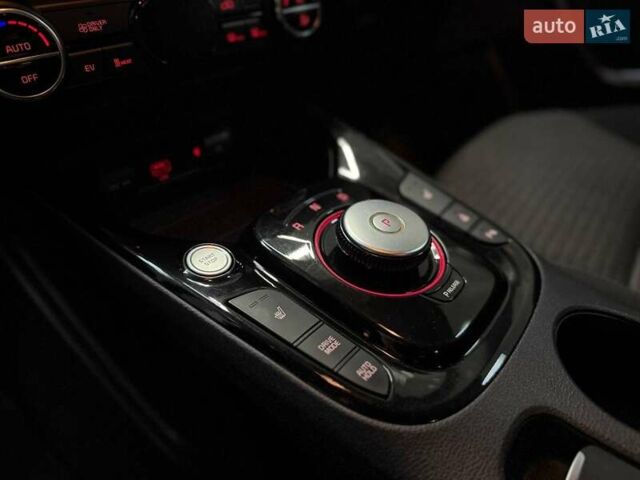 Червоний Кіа Soul, об'ємом двигуна 0 л та пробігом 106 тис. км за 17900 $, фото 13 на Automoto.ua