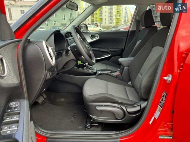 Червоний Кіа Soul, об'ємом двигуна 2 л та пробігом 110 тис. км за 15000 $, фото 7 на Automoto.ua