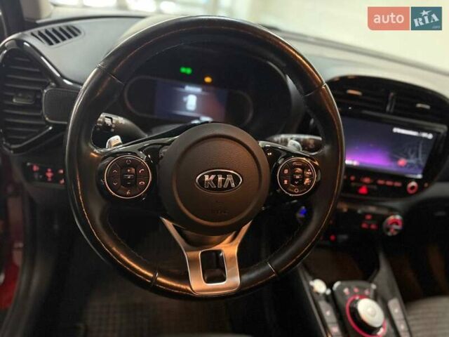 Червоний Кіа Soul, об'ємом двигуна 0 л та пробігом 106 тис. км за 17900 $, фото 10 на Automoto.ua
