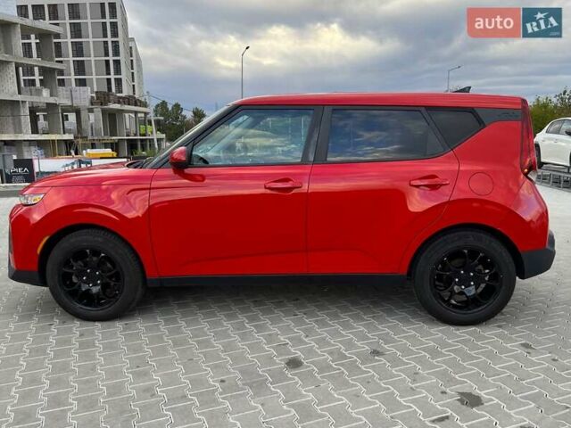 Червоний Кіа Soul, об'ємом двигуна 2 л та пробігом 110 тис. км за 15000 $, фото 3 на Automoto.ua