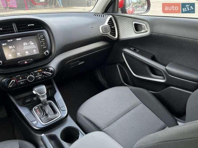 Червоний Кіа Soul, об'ємом двигуна 2 л та пробігом 110 тис. км за 15000 $, фото 14 на Automoto.ua