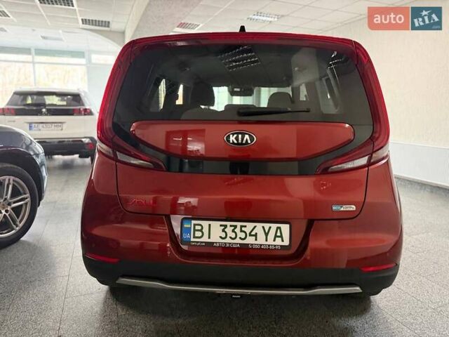 Червоний Кіа Soul, об'ємом двигуна 0 л та пробігом 106 тис. км за 17900 $, фото 5 на Automoto.ua