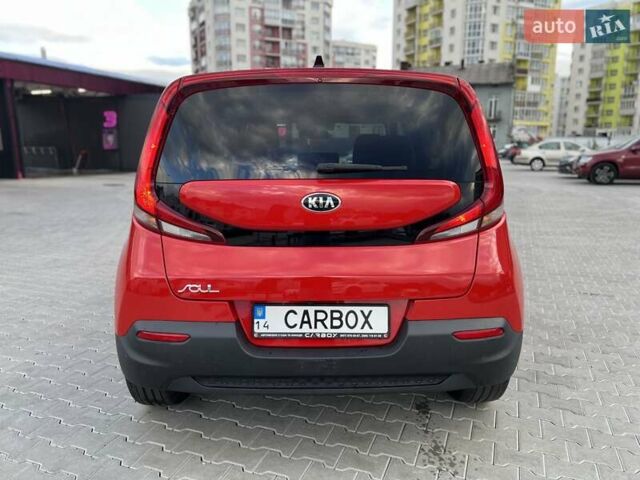 Червоний Кіа Soul, об'ємом двигуна 2 л та пробігом 110 тис. км за 15000 $, фото 9 на Automoto.ua