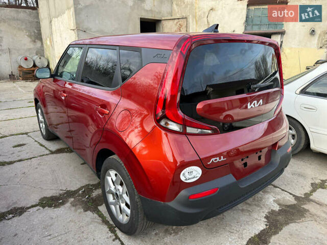 Красный Киа Soul, объемом двигателя 2 л и пробегом 77 тыс. км за 15500 $, фото 5 на Automoto.ua