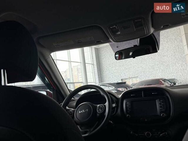 Красный Киа Soul, объемом двигателя 2 л и пробегом 115 тыс. км за 15000 $, фото 21 на Automoto.ua