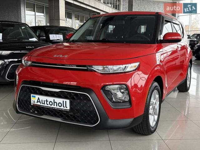 Красный Киа Soul, объемом двигателя 2 л и пробегом 115 тыс. км за 15000 $, фото 2 на Automoto.ua