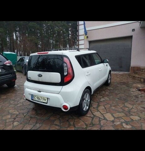 Киа Soul, объемом двигателя 1.6 л и пробегом 70 тыс. км за 13500 $, фото 3 на Automoto.ua