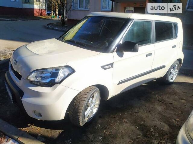 Кіа Soul, об'ємом двигуна 1.6 л та пробігом 192 тис. км за 6500 $, фото 2 на Automoto.ua