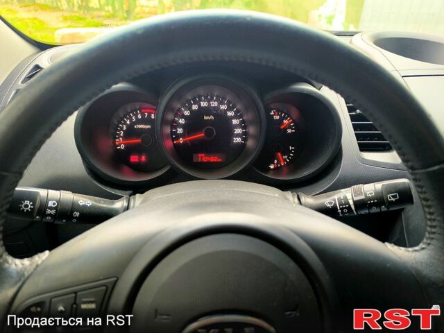 Киа Soul, объемом двигателя 1.6 л и пробегом 110 тыс. км за 6500 $, фото 3 на Automoto.ua