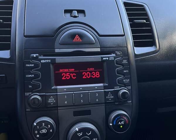 Киа Soul, объемом двигателя 1.6 л и пробегом 185 тыс. км за 5500 $, фото 18 на Automoto.ua