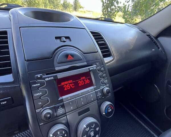 Киа Soul, объемом двигателя 1.6 л и пробегом 185 тыс. км за 5500 $, фото 13 на Automoto.ua
