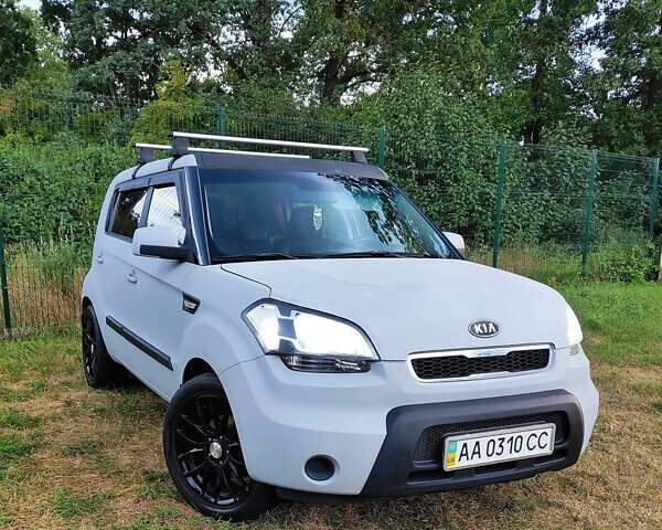Киа Soul, объемом двигателя 1.59 л и пробегом 175 тыс. км за 8000 $, фото 7 на Automoto.ua