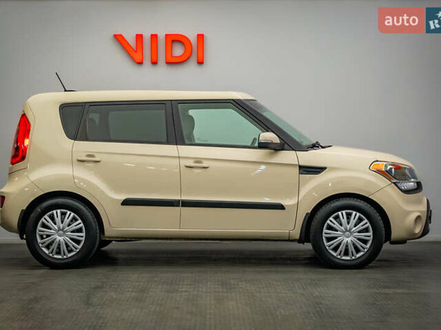 Киа Soul, объемом двигателя 2 л и пробегом 101 тыс. км за 9934 $, фото 3 на Automoto.ua