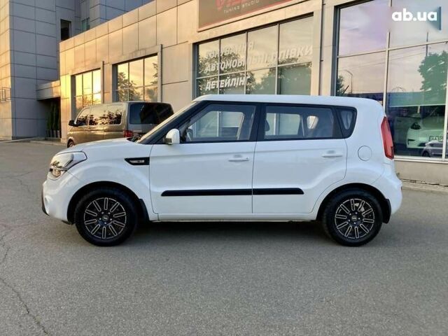 Киа Soul, объемом двигателя 1.6 л и пробегом 48 тыс. км за 11999 $, фото 18 на Automoto.ua