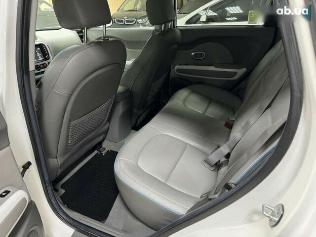 Киа Soul, объемом двигателя 0 л и пробегом 101 тыс. км за 7500 $, фото 27 на Automoto.ua