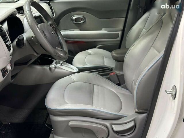 Киа Soul, объемом двигателя 0 л и пробегом 101 тыс. км за 7500 $, фото 18 на Automoto.ua