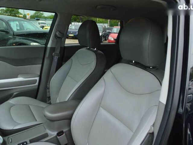 Киа Soul, объемом двигателя 0 л и пробегом 89 тыс. км за 9700 $, фото 6 на Automoto.ua