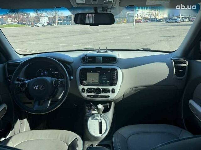 Киа Soul, объемом двигателя 0 л и пробегом 138 тыс. км за 12890 $, фото 12 на Automoto.ua