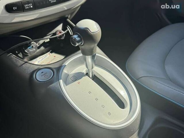 Киа Soul, объемом двигателя 0 л и пробегом 138 тыс. км за 12890 $, фото 25 на Automoto.ua