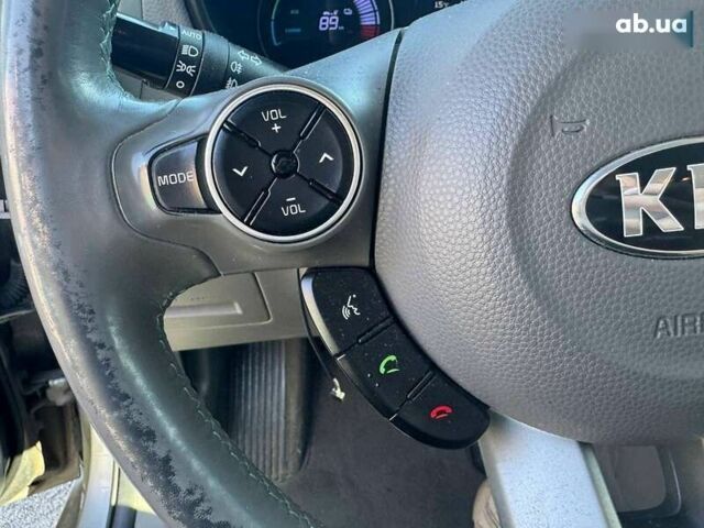 Киа Soul, объемом двигателя 0 л и пробегом 138 тыс. км за 12890 $, фото 19 на Automoto.ua