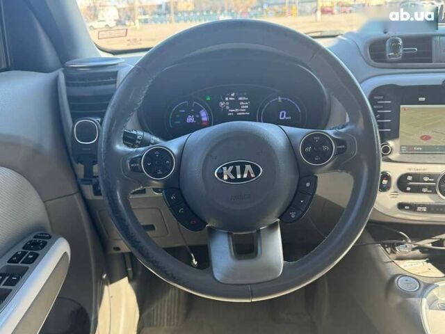 Киа Soul, объемом двигателя 0 л и пробегом 138 тыс. км за 12890 $, фото 13 на Automoto.ua
