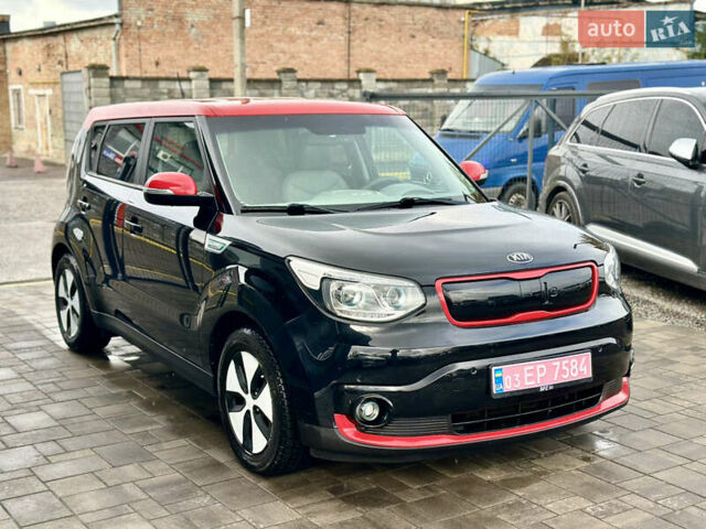 Киа Soul, объемом двигателя 0 л и пробегом 115 тыс. км за 6650 $, фото 2 на Automoto.ua