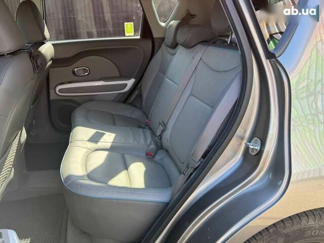 Киа Soul, объемом двигателя 0 л и пробегом 138 тыс. км за 12890 $, фото 9 на Automoto.ua