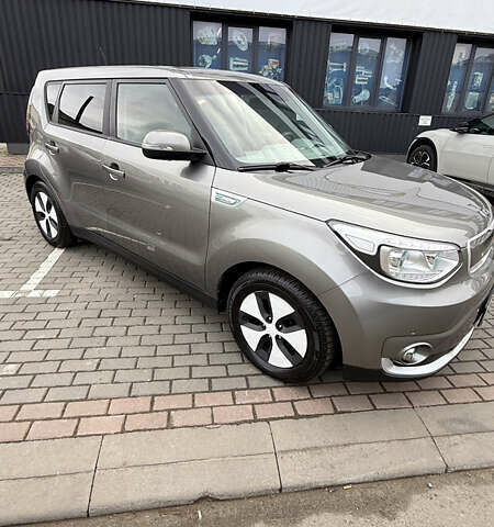 Киа Soul, объемом двигателя 0 л и пробегом 123 тыс. км за 5955 $, фото 7 на Automoto.ua