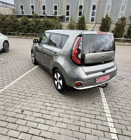 Киа Soul, объемом двигателя 0 л и пробегом 123 тыс. км за 5955 $, фото 4 на Automoto.ua