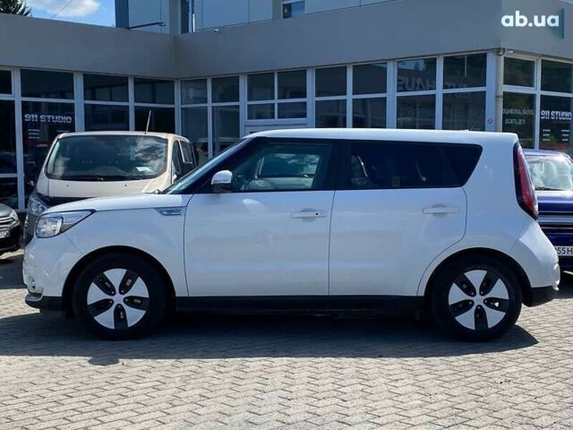 Киа Soul, объемом двигателя 0 л и пробегом 132 тыс. км за 7999 $, фото 3 на Automoto.ua