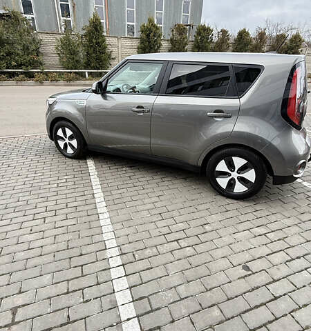 Киа Soul, объемом двигателя 0 л и пробегом 123 тыс. км за 5955 $, фото 2 на Automoto.ua