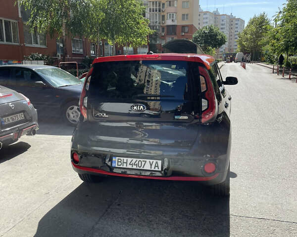 Киа Soul, объемом двигателя 0 л и пробегом 84 тыс. км за 8999 $, фото 4 на Automoto.ua