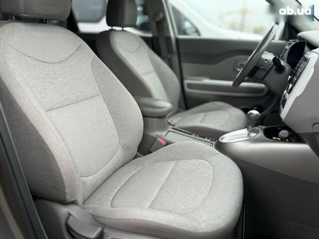 Киа Soul, объемом двигателя 0 л и пробегом 141 тыс. км за 10444 $, фото 8 на Automoto.ua