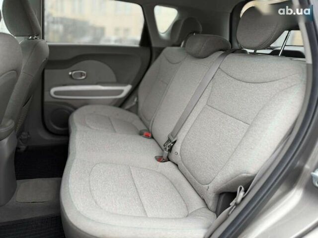 Киа Soul, объемом двигателя 0 л и пробегом 141 тыс. км за 10444 $, фото 10 на Automoto.ua