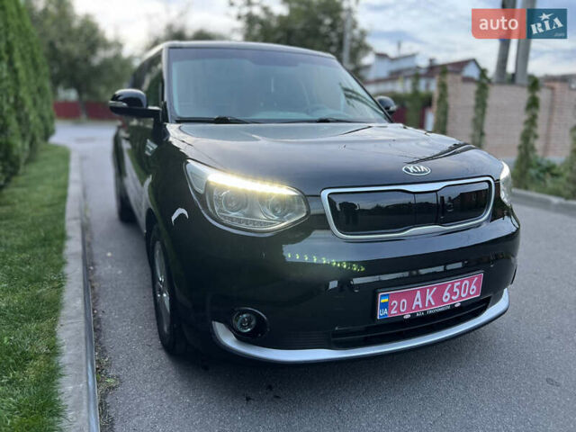 Киа Soul 2017 в Виннице на Automoto.ua Киа Soul, объемом двигателя 0 л и пробегом 138 тыс. км за 9999 $, фото 2 на Automoto.ua