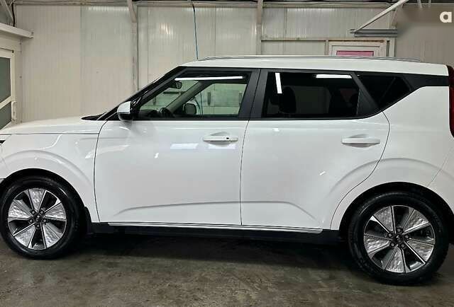 Кіа Soul, об'ємом двигуна 0 л та пробігом 44 тис. км за 20700 $, фото 23 на Automoto.ua