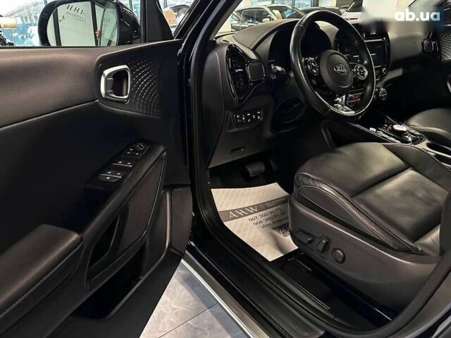 Киа Soul, объемом двигателя 0 л и пробегом 70 тыс. км за 18900 $, фото 14 на Automoto.ua