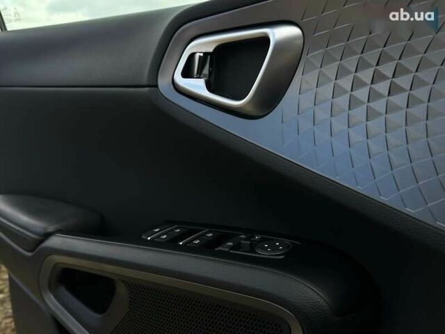 Кіа Soul, об'ємом двигуна 0 л та пробігом 44 тис. км за 20700 $, фото 8 на Automoto.ua