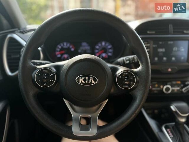 Киа Soul, объемом двигателя 2 л и пробегом 28 тыс. км за 14900 $, фото 6 на Automoto.ua