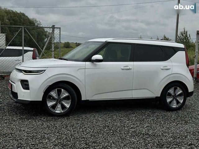 Кіа Soul 2021 у Львові на Automoto.ua Кіа Soul, об'ємом двигуна 0 л та пробігом 113 тис. км за 17500 $, фото 10 на Automoto.ua
