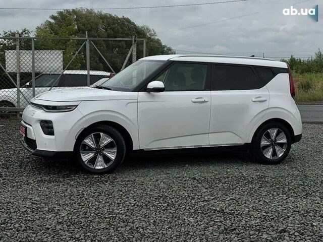 Кіа Soul 2021 у Львові на Automoto.ua Кіа Soul, об'ємом двигуна 0 л та пробігом 113 тис. км за 17500 $, фото 3 на Automoto.ua