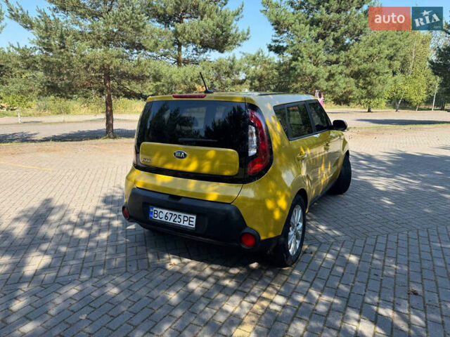 Жовтий Кіа Soul, об'ємом двигуна 2 л та пробігом 260 тис. км за 8700 $, фото 9 на Automoto.ua