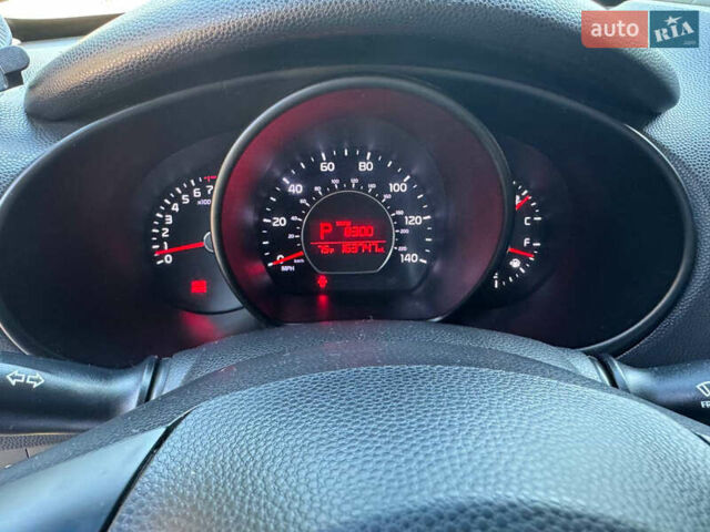 Жовтий Кіа Soul, об'ємом двигуна 2 л та пробігом 260 тис. км за 8700 $, фото 15 на Automoto.ua
