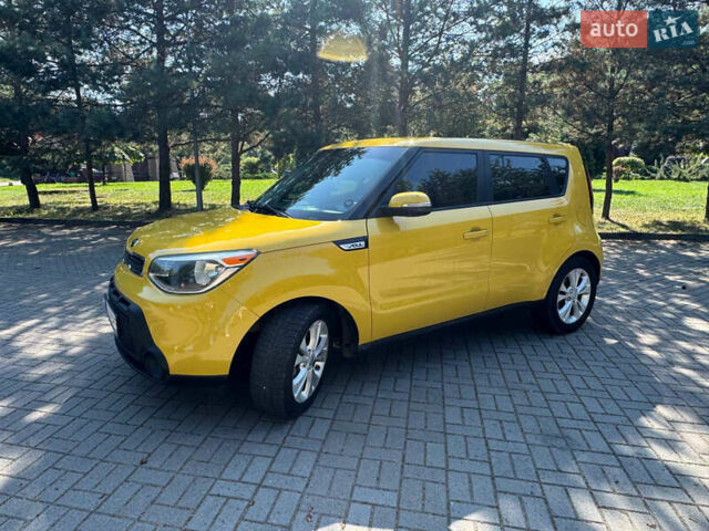 Жовтий Кіа Soul, об'ємом двигуна 2 л та пробігом 260 тис. км за 8700 $, фото 4 на Automoto.ua
