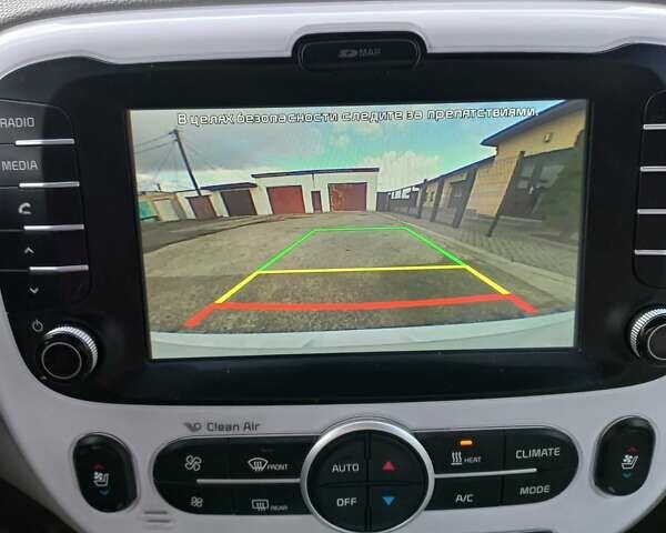 Желтый Киа Soul, объемом двигателя 0 л и пробегом 91 тыс. км за 7559 $, фото 68 на Automoto.ua